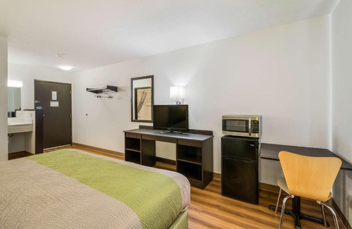Fargo Hotel | Motel 6-Fargo, ND - South