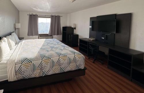 Fond du Lac Hotel | Motel 6-Fond Du Lac, WI