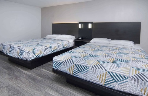 West Meadowbrook Hotel | Motel 6 Fort Worth, TX - Downtown East