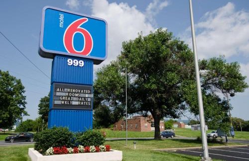 Frederick Hotel | Motel 6-Frederick, MD - Fort Detrick