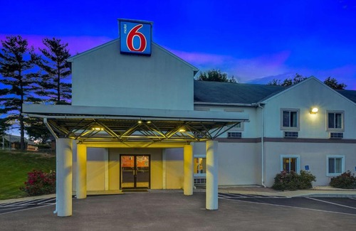 Gordonville Hotel | Motel 6-Gordonville, PA - Lancaster PA