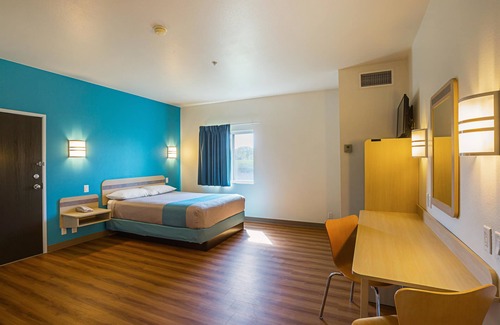 Grand Island Hotel | Motel 6 Grand Island, NE