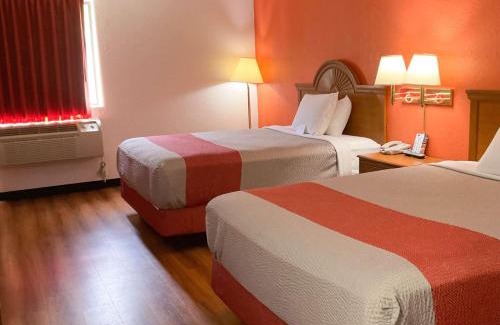 Hannibal Hotel | Motel 6-Hannibal, MO