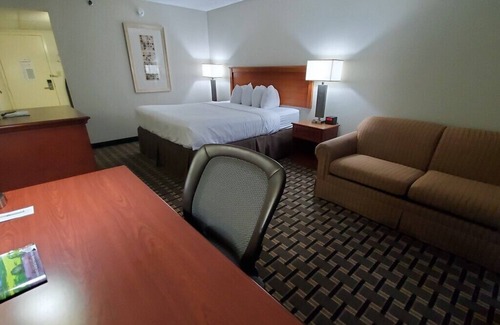 Hastings Hotel | Motel 6 Hastings, NE