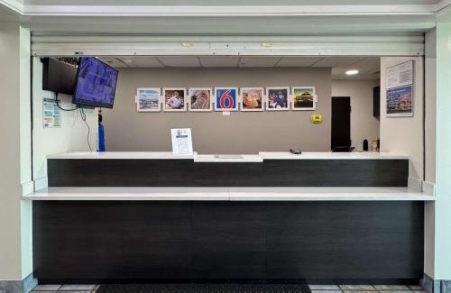 Joliet Hotel | Motel 6-Joliet, IL - Chicago - I-55