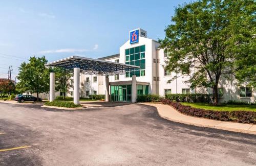Joliet Hotel | Motel 6-Joliet, IL - Chicago - I-55