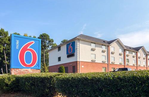 Church Street Hotel | Motel 6-Jonesboro, GA