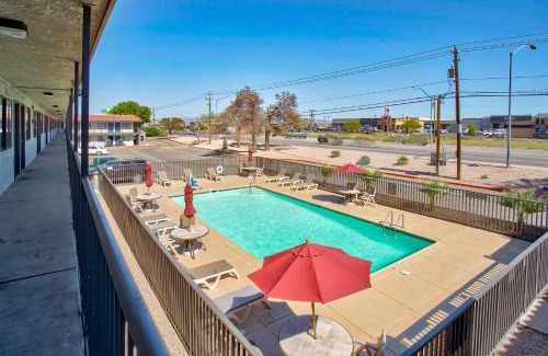 Kingman Hotel | Motel 6-Kingman, AZ - Route 66 East