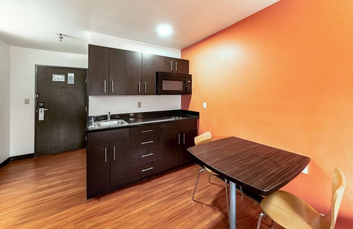 Lebanon Hotel | Motel 6 Lebanon, IN
