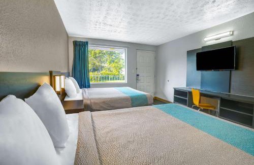 Lexington Hotel | Motel 6-Lexington, KY - East I-75