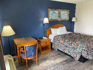 Marianna Hotel | Motel 6 Marianna, FL