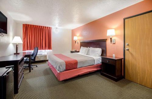 Marion Hotel | Motel 6-Marion, IL