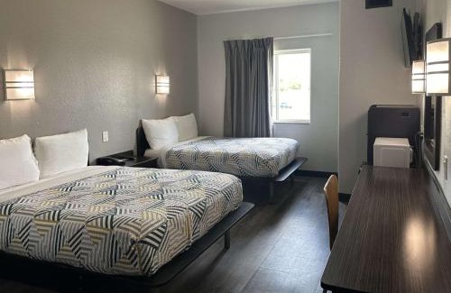 Mission Hotel | Motel 6-Mission, TX