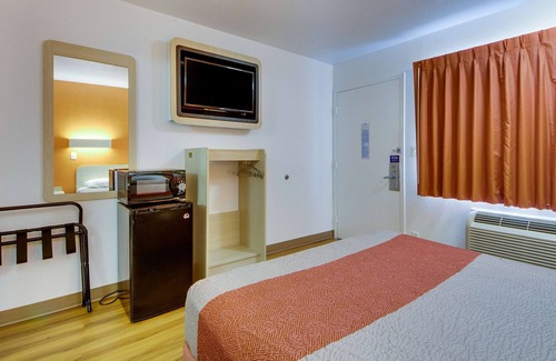 Muskogee Hotel | Motel 6 Muskogee, OK