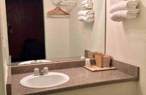 New Boston Hotel | Motel 6 New Boston, TX