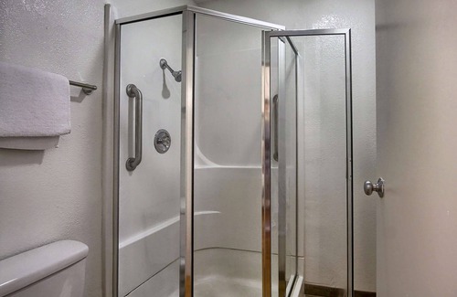 New Cumberland Hotel | Motel 6 New Cumberland, PA - Harrisburg - Hershey South