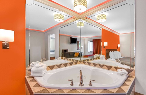 Peachtree Corners Hotel | Motel 6 Norcross, GA