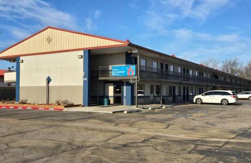 Oklahoma City Hotel | Motel 6 Oklahoma City OK Frontier City