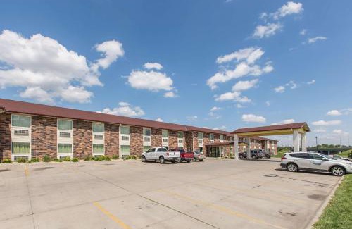 South Central Omaha Hotel | Motel 6 Omaha - Central