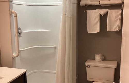 Northeast Reno Hotel | Motel 6 Reno, NV - Livestock Events Center