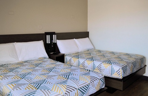 Northeast Reno Hotel | Motel 6 Reno, NV - Livestock Events Center
