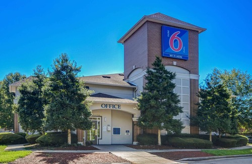 Roswell Hotel | Motel 6 Roswell, GA - Atlanta
