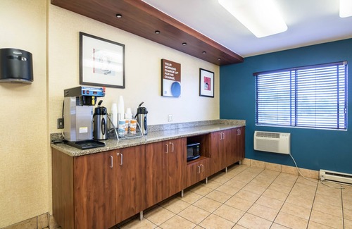 St. Paul Hotel | Motel 6 Saint Paul, MN - I-94