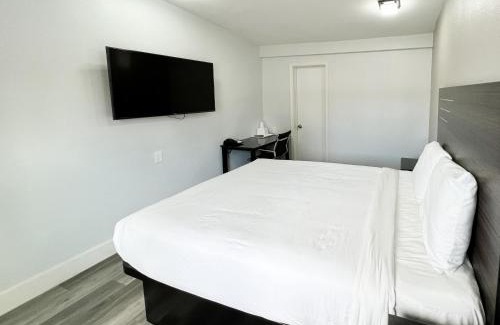 North San Jose Hotel | Motel 6 Santa Cruz, CA