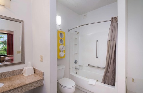 Seaford Hotel | Motel 6 Seaford, DE