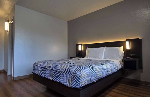 Slidell Hotel | Motel 6 Slidell, LA - New Orleans