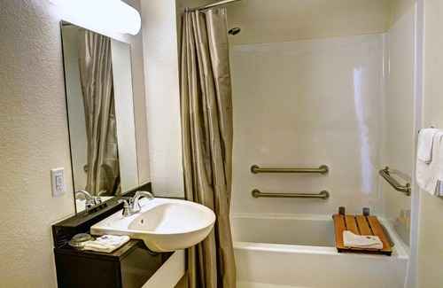 Slidell Hotel | Motel 6 Slidell, LA - New Orleans