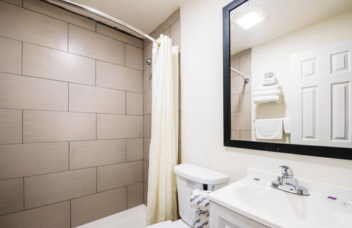 Neptune City Hotel | Motel 6 Tinton Falls, NJ – Neptune