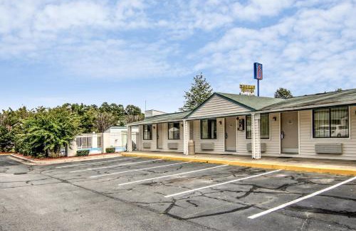 Union City Hotel | Motel 6-Union City, GA - Atlanta Airport
