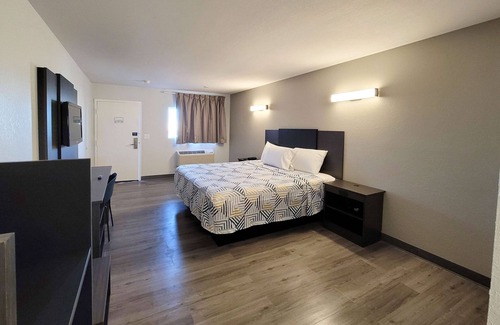Wichita Hotel | Motel 6 Wichita, KS – South I-35