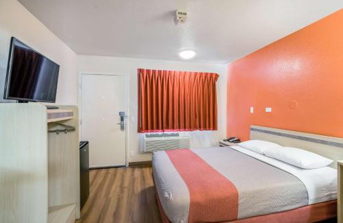 Williams Hotel | Motel 6 Williams, Ca