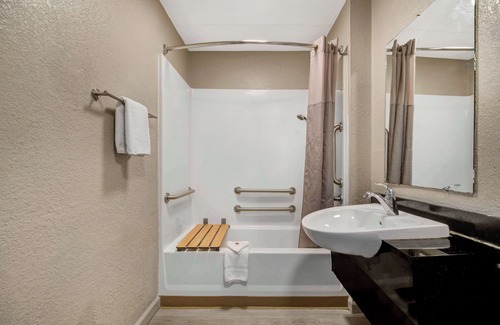 York Hotel | Motel 6 York, PA