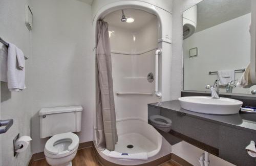 Youngtown Hotel | Motel 6-Youngtown, AZ - Phoenix - Sun City