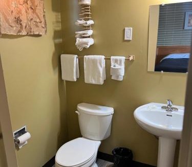 Dugald Hotel | Motel 66