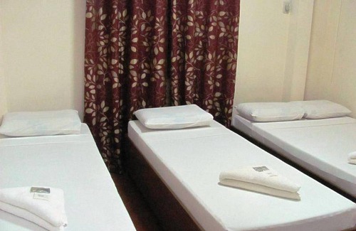 Cogon House | Motel ∙ 8 guests