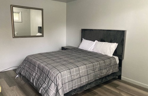 Dalton Hotel | Motel 81