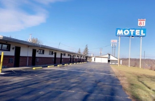 Dalton Hotel | Motel 81