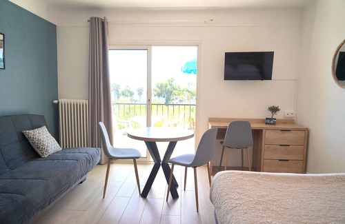 Cros-de-Cagnes Hotel | MOTEL ASCOT - Hôtel & Appartements