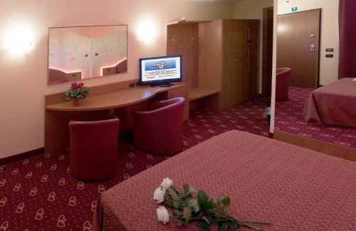 Gadesco-Pieve Delmona Hotel | Motel Cuore Gadesco - Hotel - Motel - Cremona - CR