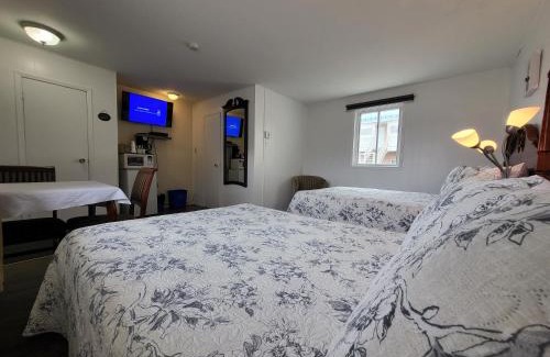 Ste Anne de Beaupre Hotel | Motel Deblois