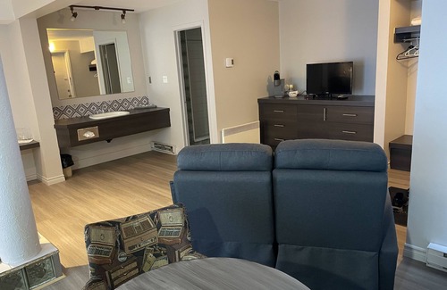 Baie Comeau Hotel | Motel du Rosier