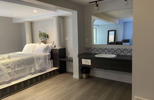 Baie Comeau Hotel | Motel du Rosier