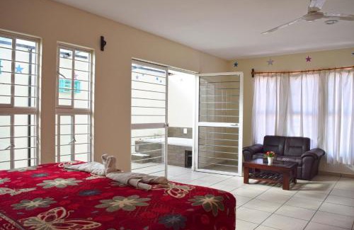 San Lorenzo Cacaotepec Hotel | Motel el Circo