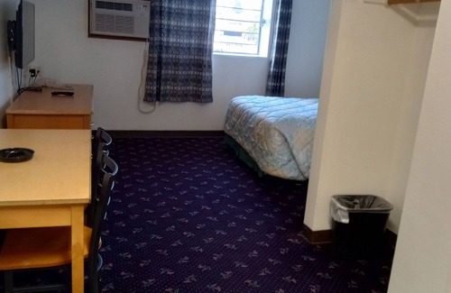 Everett Hotel | Motel Express