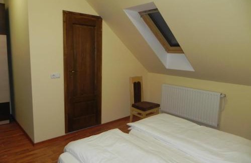 Cristuru Secuiesc Hotel | Motel Fogado