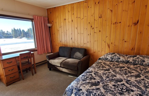 Saint Donat Hotel | Motel Le Fleuron